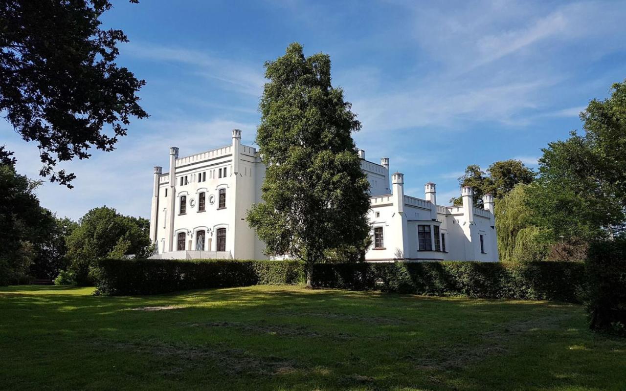 Palac Baloszyce Susz Exteriör bild