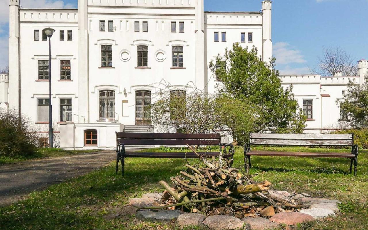 Palac Baloszyce Susz Exteriör bild